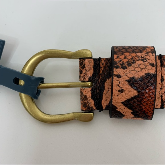 Universal Thread Exotic Coral Python Snakeskin Print Faux Leather Belt New Nwt - Picture 5 of 14